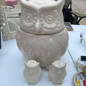 Owl and cookie jar matching set, Threshold brand
